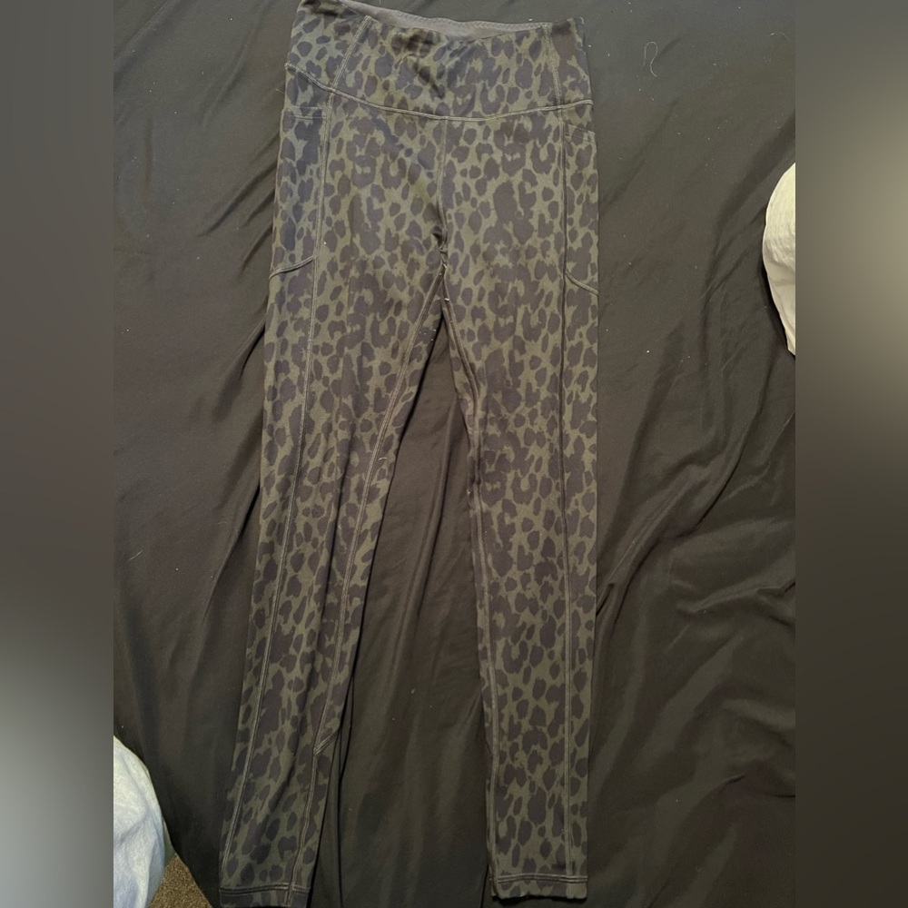 Victoria’s Secret leggings